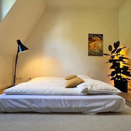 מולהיים אן דר רור Renoviertes Design Apartment Mit Toller Terasse מראה חיצוני תמונה